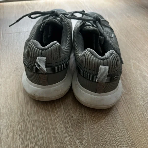 Footjoy Golf Shoes - Picture 3 of 9